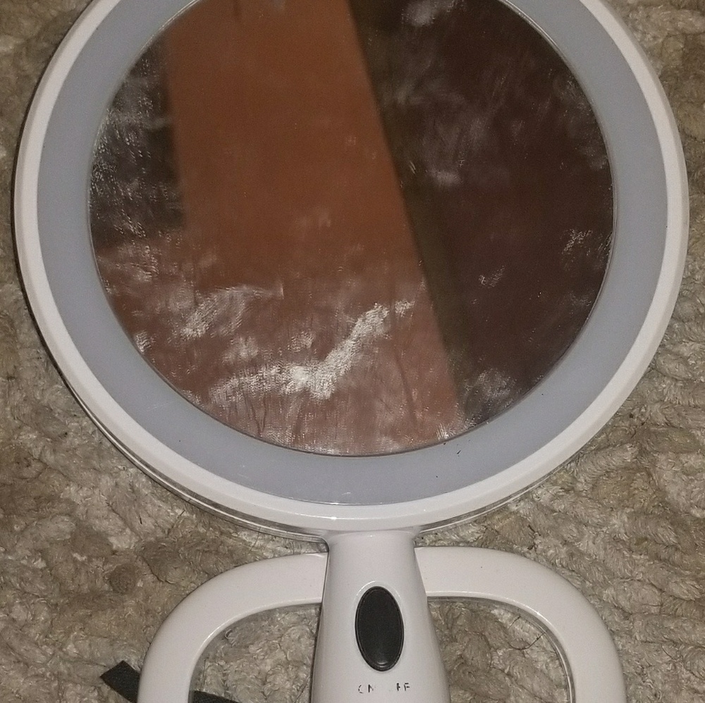 vanity mirror
